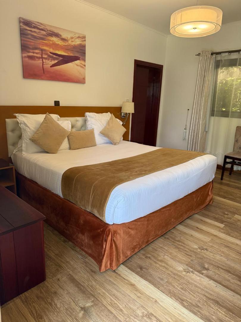 Residence Hoteliere Oceane Либревил Екстериор снимка