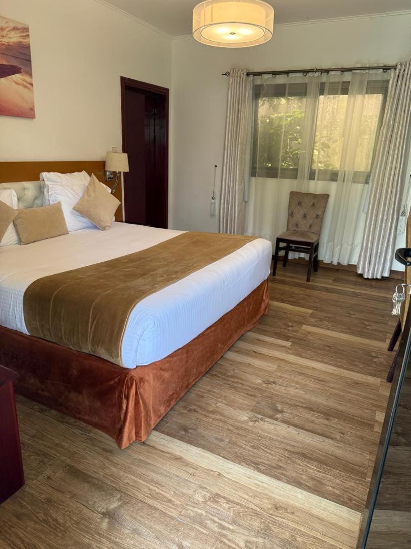 Residence Hoteliere Oceane Либревил Екстериор снимка