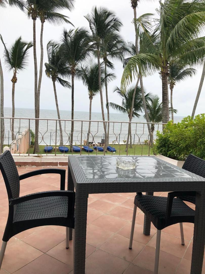 Residence Hoteliere Oceane Либревил Екстериор снимка